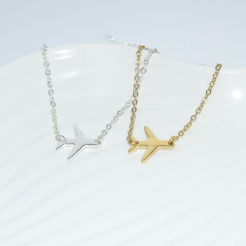 Womens Airplane Bracelet Electroplated Alloy European Design Charm Bracelet Fashion Accessory Gold Silver Tone