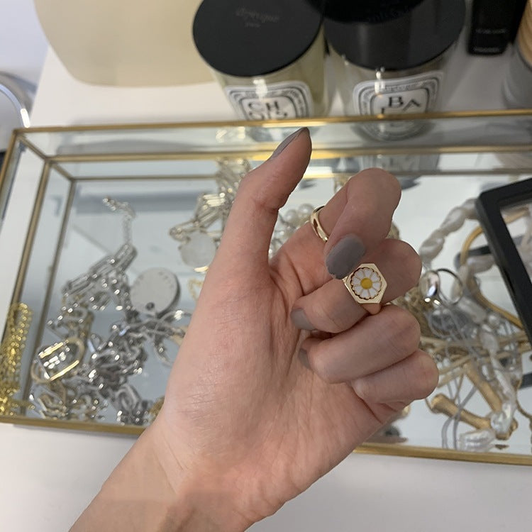 Womens Sterling Silver Floral Ring Electroplated Retro Fashion Flower Korean Design Jewelry Women Stylish Chic