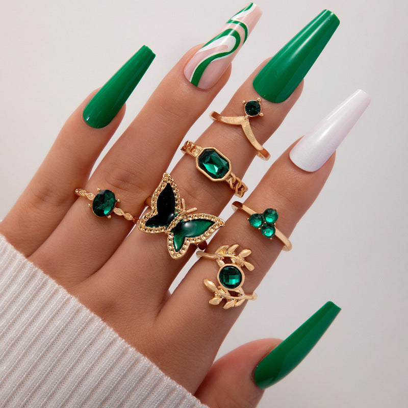 Unisex Alloy Rings Set Electroplated Finish Love Palm Emerald Diamond Ring Set Fashion Jewelry 4 Piece Set Now