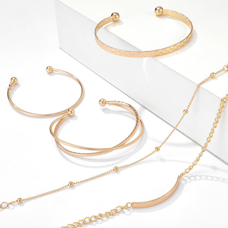 Vintage Metal Water Ripple Geometric Alloy Bracelet European Style Womens Fashion Accessory Elegant Everyday Wear