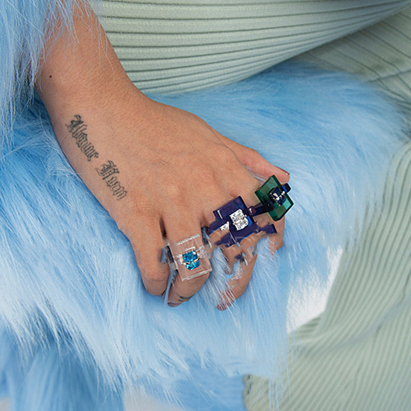 Womens Acrylic Square Ring Geometric Gemstone Fashion Statement European American Design Versatile Jewelry Accessory