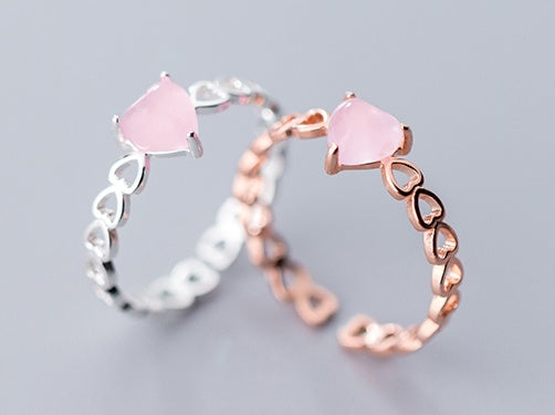 Womens Fashion Synthetic Glass Hollow Love Ring Sweet Temperament Dainty Finger Jewelry For Daily Wear Elegant