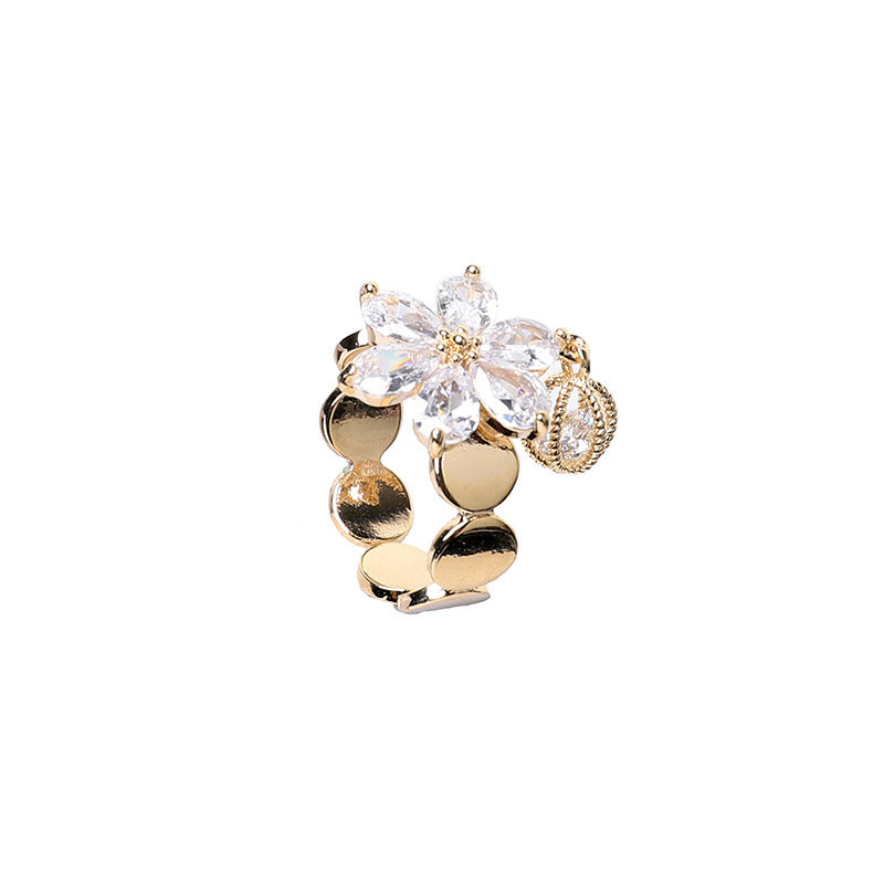 Crystal Flower Ring Gold Plated Copper Alloy Fashion Jewelry for Women Elegant Gemstone Ring Durable Glam Ring