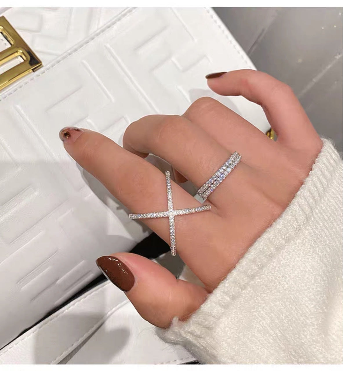 Ladies Geometric Alloy Ring Vintage Diamond Fashion Ring Exaggerated Personality Ring for Women Individually Packed