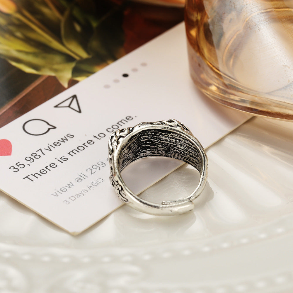 Unisex Alloy Ring With Retro Blue Eyes Owl Design Electroplated Statement Ring High Quality Beautiful For Everyday Wear