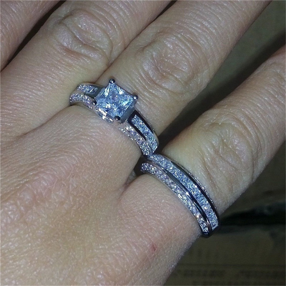 Gold Plated Alloy Wedding Ring Set With White And Blue Gems European Curve Design For Her Elegant Gift For Wedding