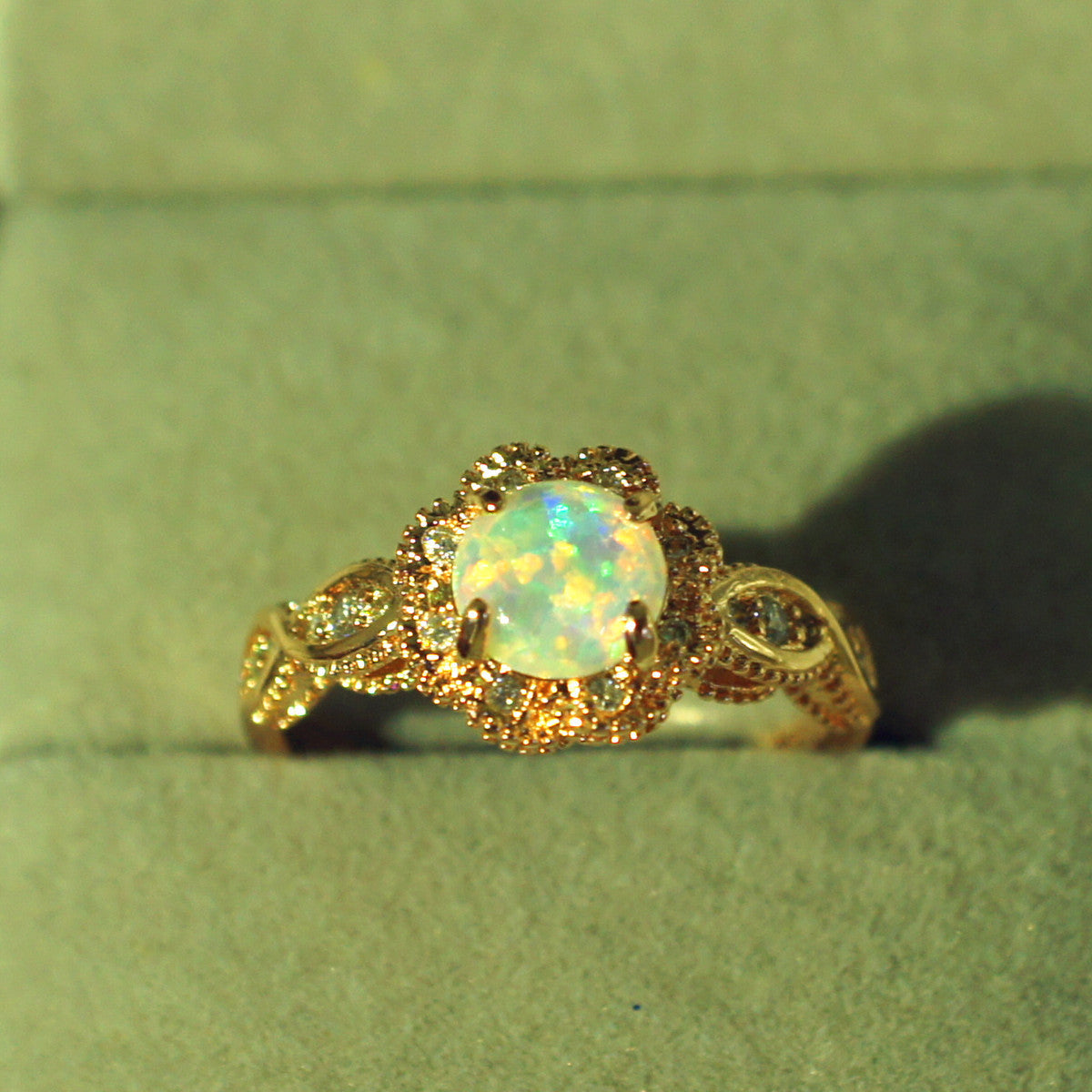 Opal Ring Fashion Jewelry For Women Flower Design Alloy Gold Plated Inlaid Gemstone Size 6 7 8 9 10 Elegant Everyday