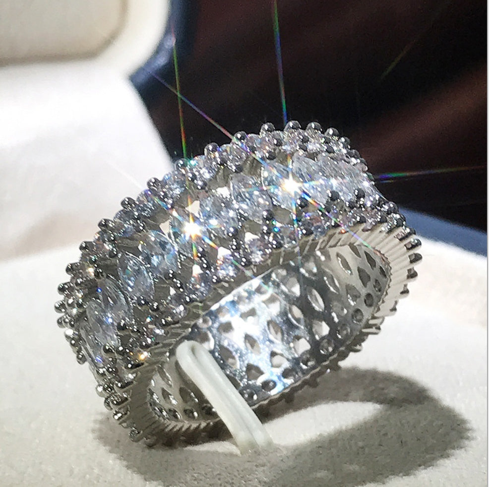 Womens Copper Zircon Diamond Circle Ring Elegant Dainty Fashion Jewelry Accessory Gift For Her Shiny Statement Jewelry