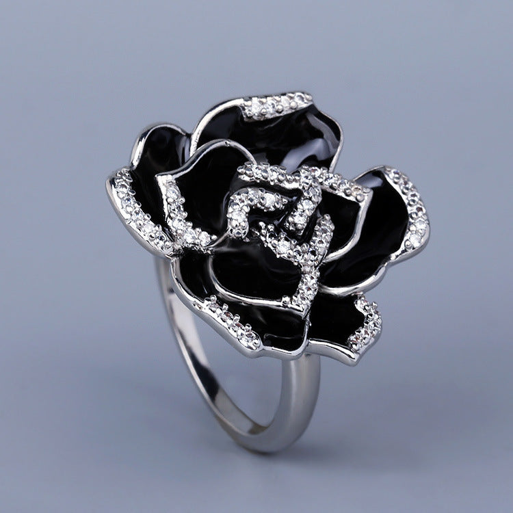 Vintage Enamel Ring For Women Black Flower Design Elegant