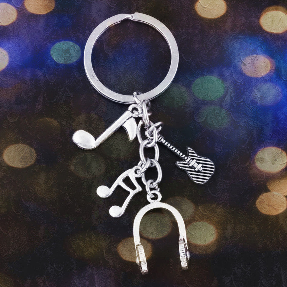 Metal Earphone Shaped Keychain For Music Lovers With Guitar Notes Design Unisex Key Ring Durable Metal Gift Box