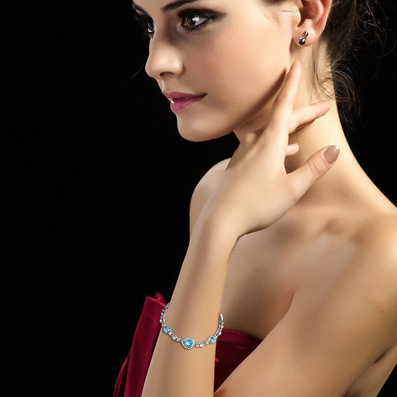 Heart Bracelet With Sparkling Blue Crystals Three Moving Hearts Symbolizing Love And Hope Jewelry Timeless Now