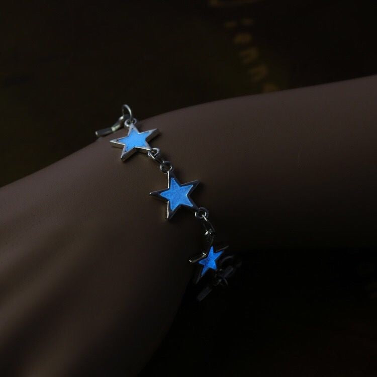 Girls Glow In The Dark Bracelet DIY Creative Animal Theme Star Luminous Alloy Adjustable Jewelry Nighttime Glow Toy