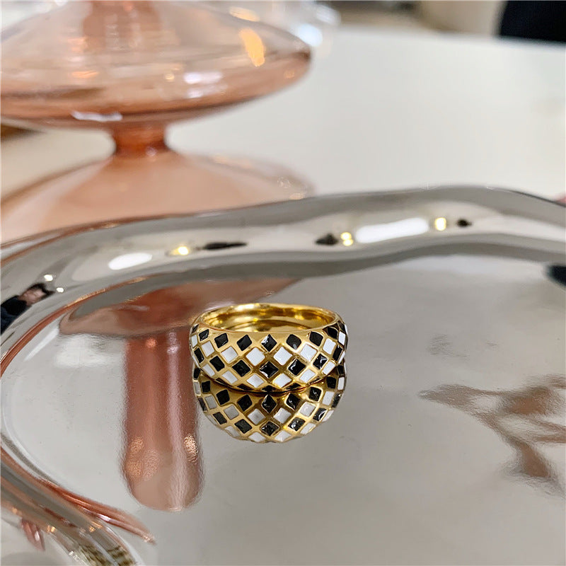 Women's Golden Ring European American Titanium Steel Geometric Ring Individually Packed Birthday Gift Ring Fashionable Ring for Ladies Rhombus Design