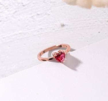 Rose Red Diamond Heart Ring With Zircon For Women Elegant Simple Design Delicate Everyday Jewelry Gift Idea Great Gift