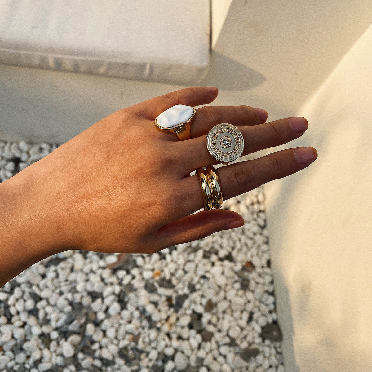 Vintage Ethnic Wind Geometric Ring With Alloy Mosaic Inlay