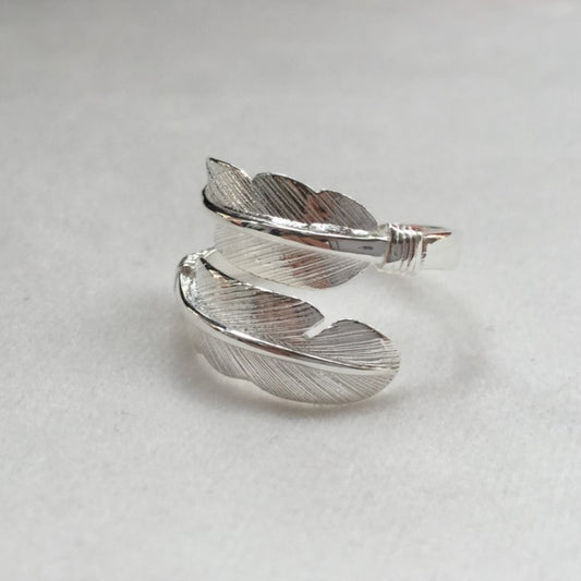 Feather Open Ring For Women Girls Polished Silver Fashion Jewelry Feather Band Ring Birthday Gift Elegant Accessory