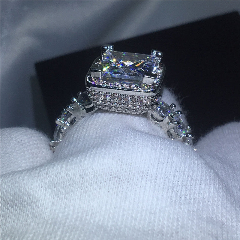 Womens Elegant Alloy Ring With Zircon European Engagement Jewelry Marriage Band Size 5 To 12 Opp Bag Packaging