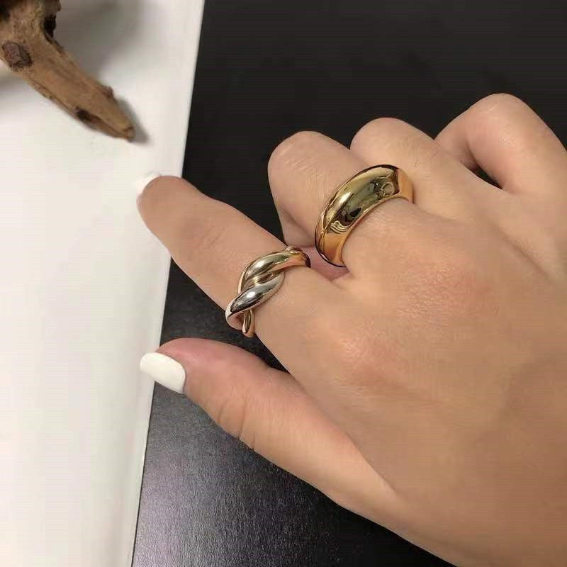 Two Tone Ring Alloy Geometric Design Gold And Silver Plating Sleek Modern Jewelry For Travel Gift Travel Ready