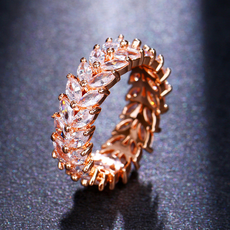 Womens Peridot Leaf Geometric Ring In Alloy Electroplated White Gold Look With Green Diamond Chic Ring Sparkle