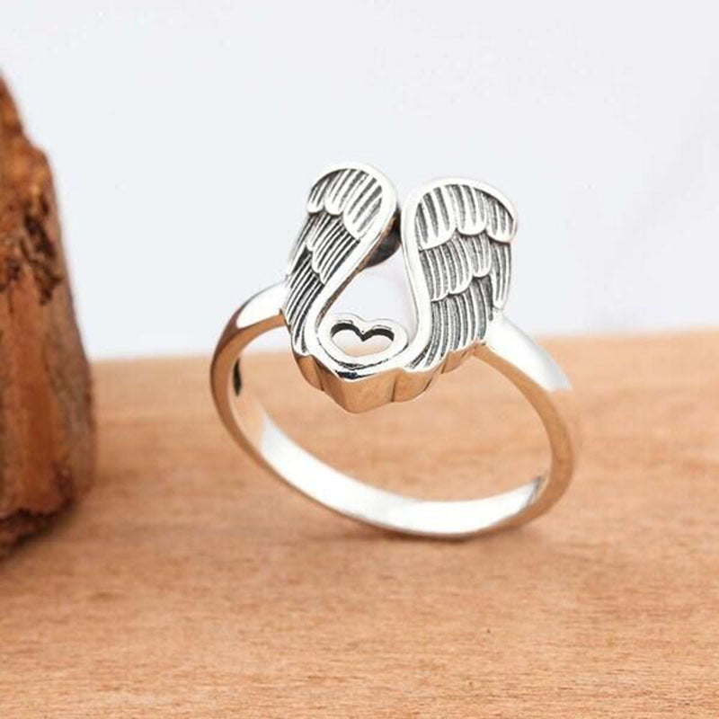 Vintage Angel Wings Heart Ring Alloy Electroplated Openwork Jewelry For Women Wedding Gift Elegant Jewelry Piece