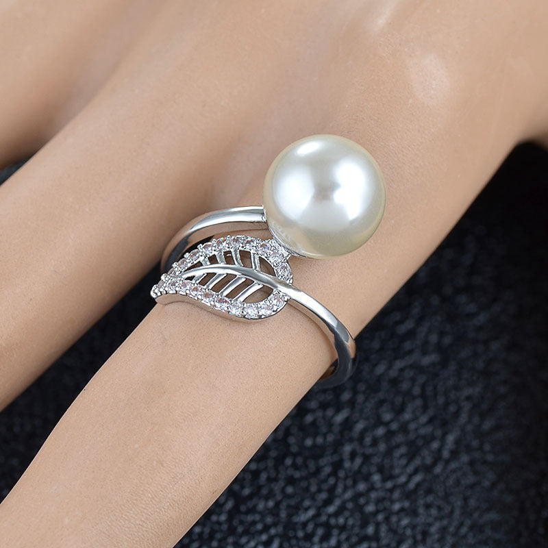 Pearl Ring Leaf Design Gold Plated Fashion Jewelry Korean Style Dainty Inlaid Gemstone Gleam For Everyday Wear