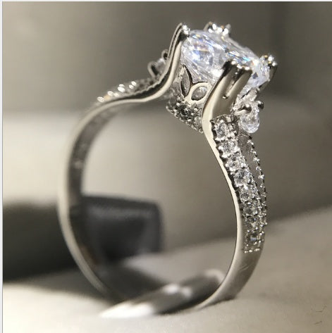 Classic Platinum Four Claw Micro Set Diamond Ring For Proposal Retro Style Female Jewelry Perfect Gift Choices