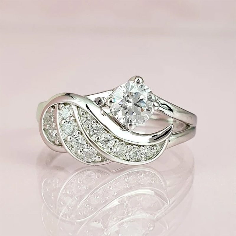 Angel Wing Ring For Women Electroplated Metal With Exquisite Craftsmanship And Sparkling Zircon Gemstone Classy