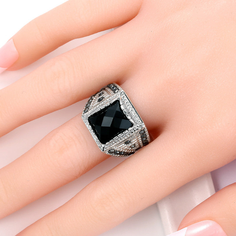 Silver Plated Geometric Ring with Black Gem Inlay Alloy Electroplated Fashion Jewelry European Inspired Wear Everyday