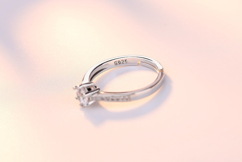 Six Prong Round Zircon Ring Metal Vintage Star Shape Electroplating Birthday Jewelry Six Prong Round Zircon Ring