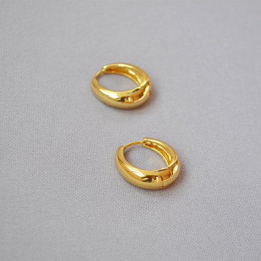 Brass Earrings With 18K Gold Plating Geometric Buckle Design Curved For Women And Girls Fashion Jewelry Ladies