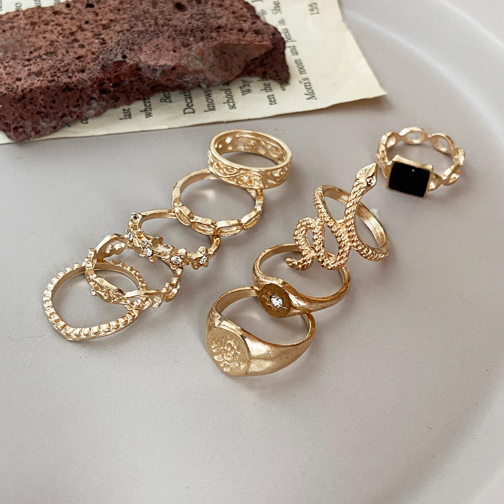 Unisex Snake Shaped Rings 9 Piece Alloy Ring Set Diamond Design For Everyday Costume Jewelry For Everyday Wear