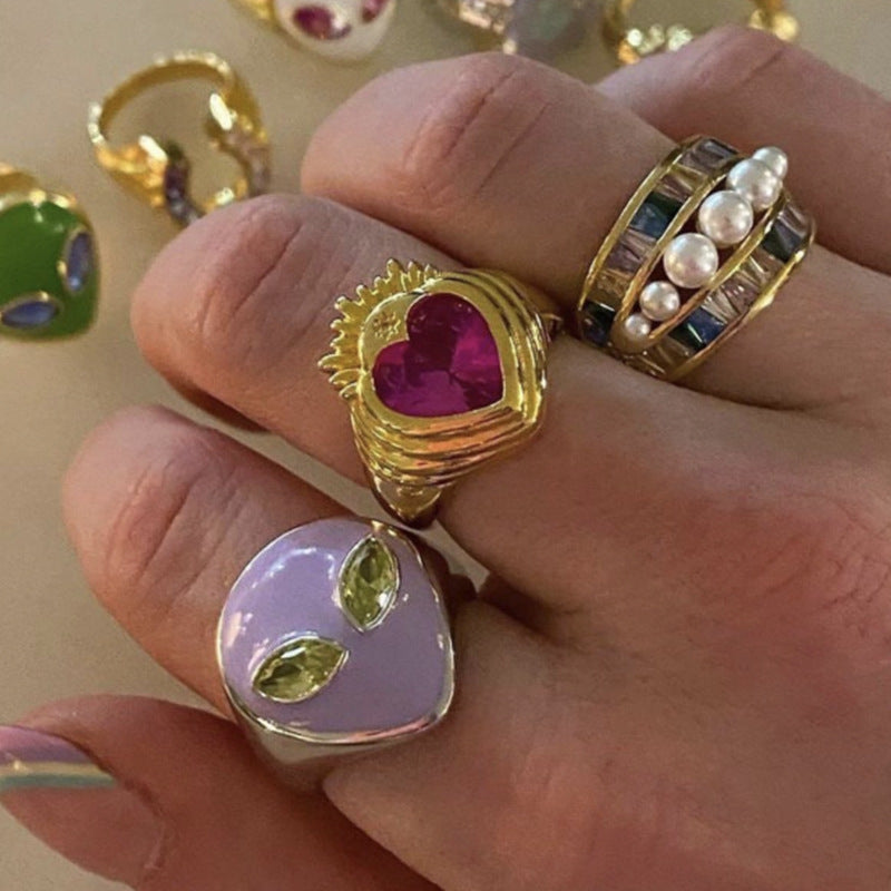 Womens Alloy Flower Ring With Acrylic Gemstones Pearl Rhinestones Inlays Floral Design Statement Jewelry Collection