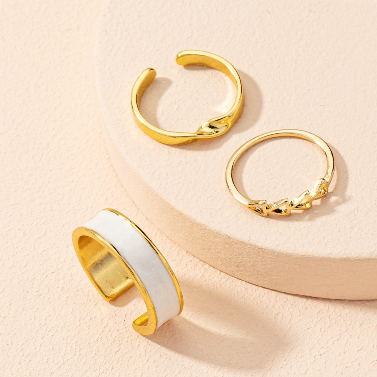 Geometric Ring Set For Women 5Pc Adjustable Alloy Rings Electroplated Fashion Jewelry For Everyday Wear Stylish Shine