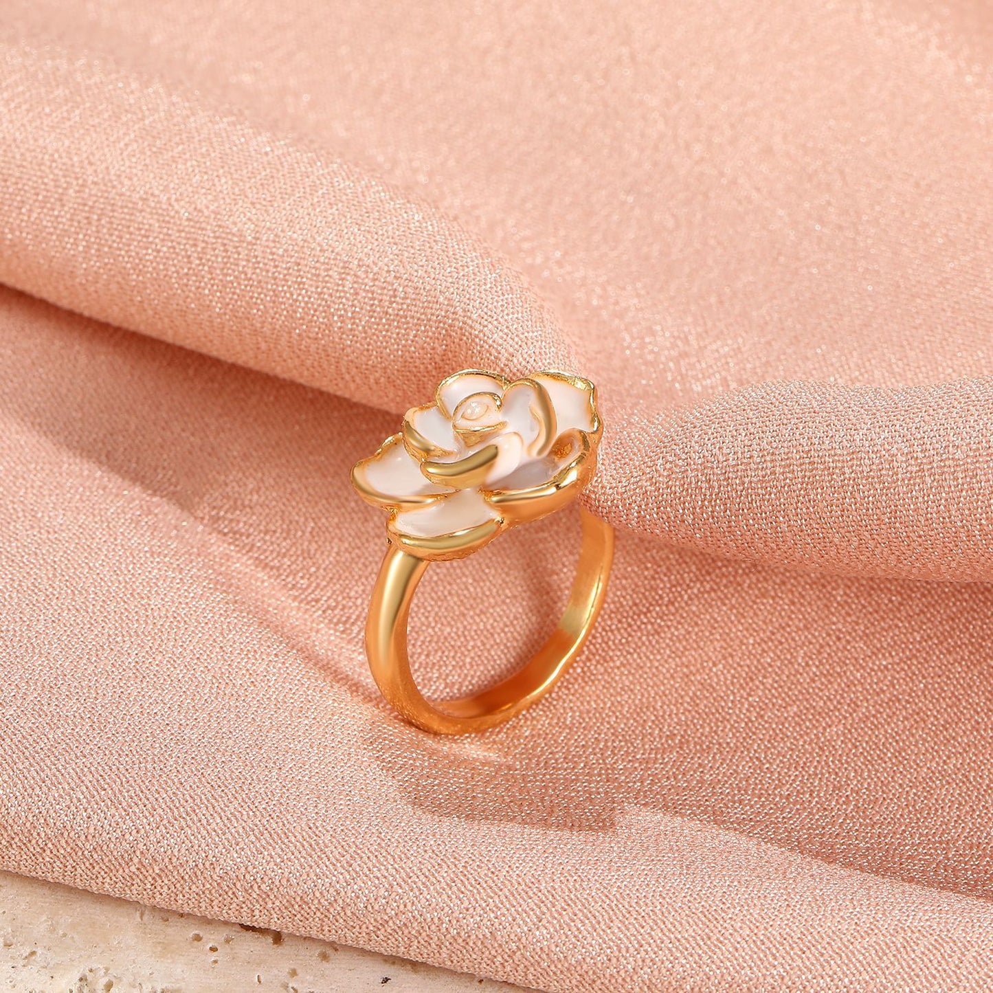 Womens Floral Camellia Ring Alloy Gold Plated Vintage White Flower Fashion Ring Gift For Her Elegant Accessory