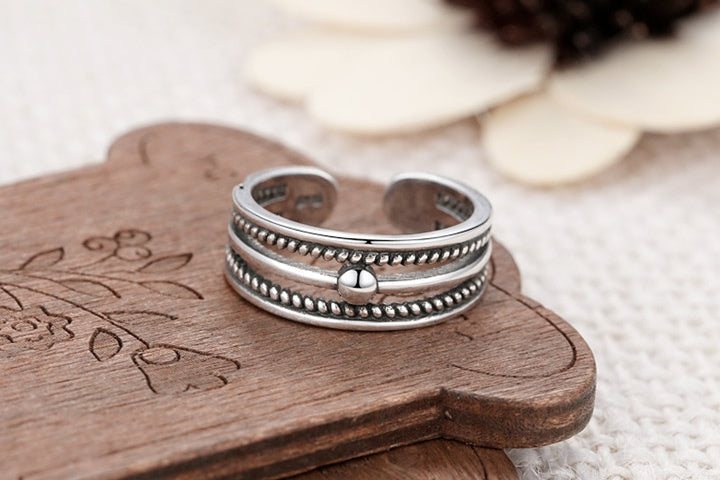 Elegant Twisted Copper Ring Unisex Jewelry With Timeless Intricate Design For Women And Men For Everyday Style