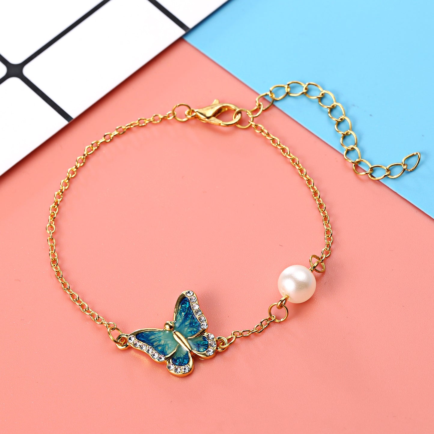 Womens Butterfly Charm Bracelet Link Chain Lobster Clasp Closure Adjustable Zinc Alloy Metal Bracelet Fashion