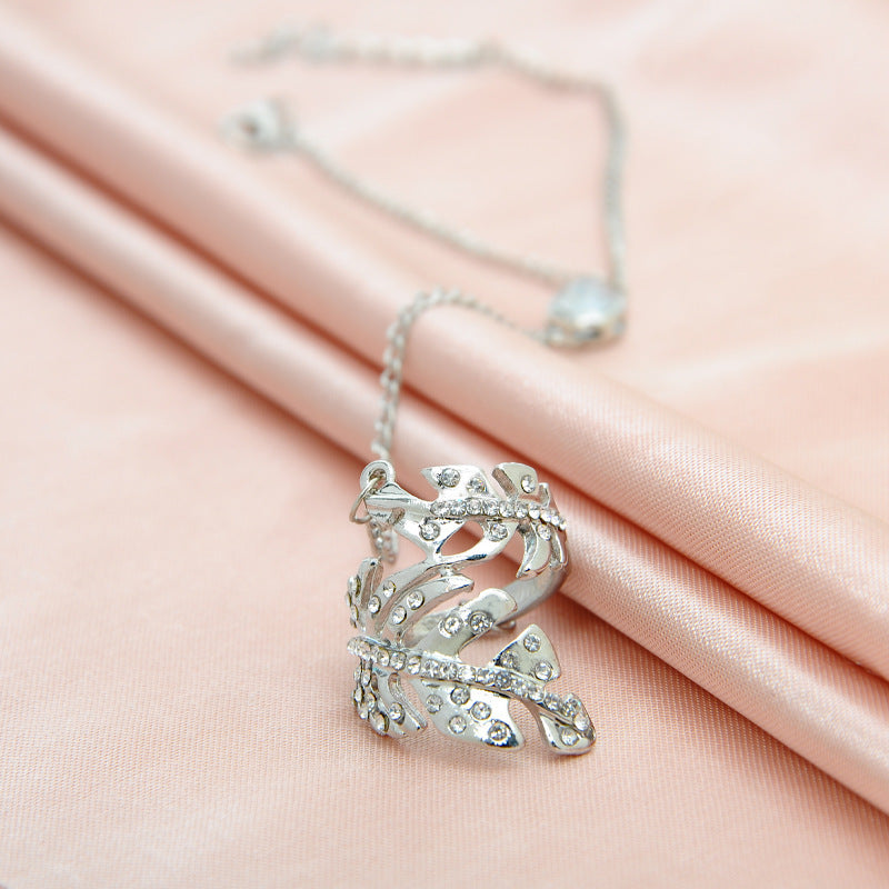 Women Leaf Ring and Bracelet Set Electroplated Alloy Jewelry European Fashion Leaf Design Gift Ideas For Women