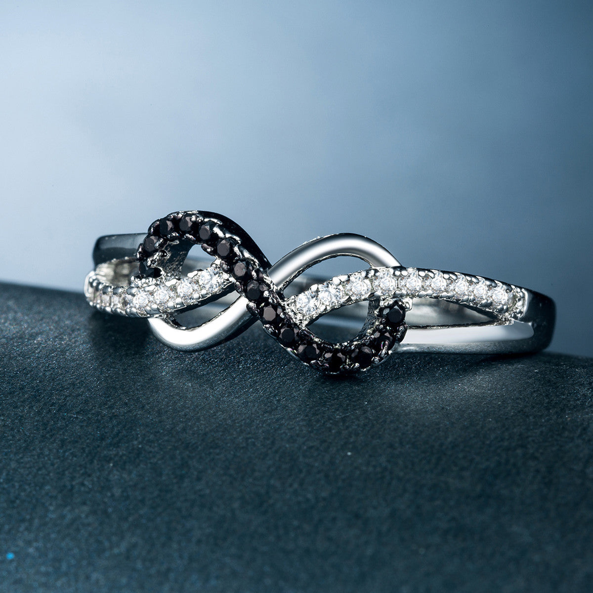 Zircon Inlaid Ring Platinum Plated Copper Jewelry For Women Everyday Wear And Occasions Elegant Fashion Lustre