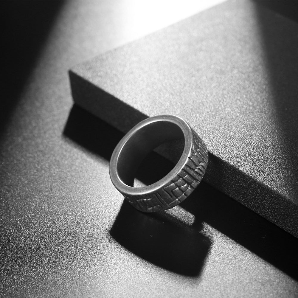 Mens Titanium Steel Ring Vintage Geometric Ring Polished Metal Ring Retro Ring for Men Tail Ring White Bronze Ring Temperament Ring and Fashion Jewelry