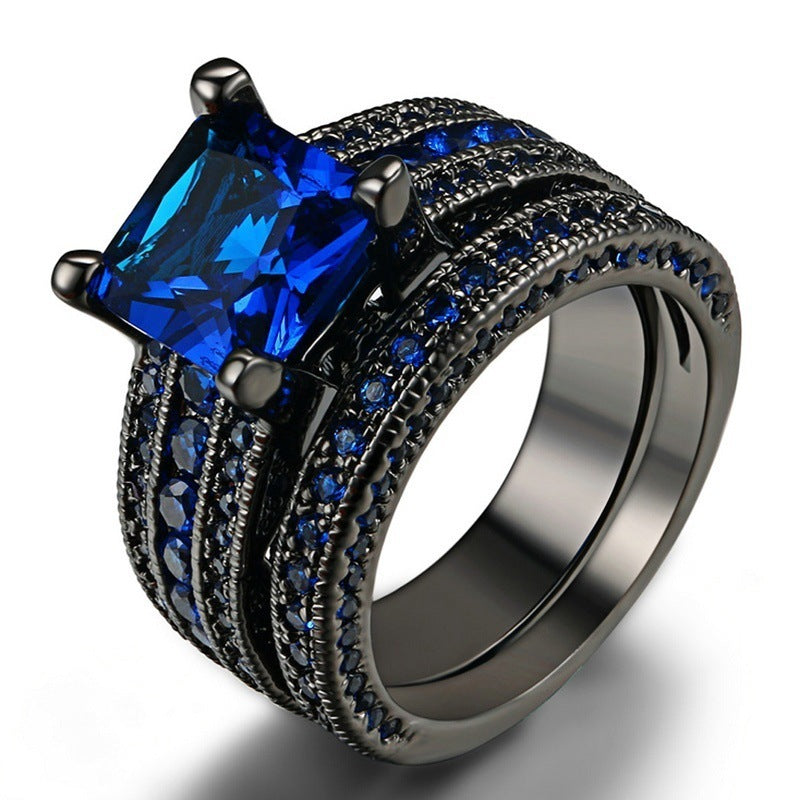 Unisex Crown Ring Set Vintage Alloy Diamond Cut Gold Plated Inlaid Gemstones Rings For Men And Women Blue And Black
