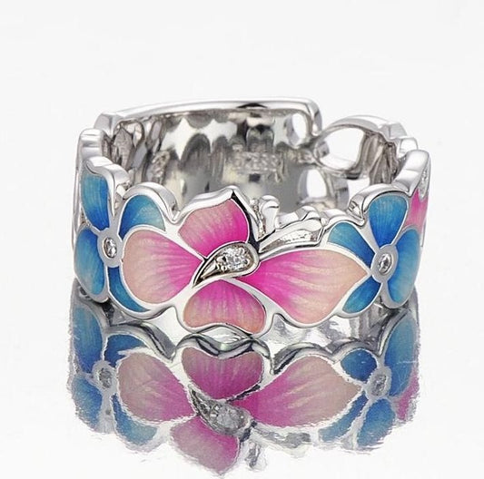 Womens Flower Ring With Butterfly Design European Inspired Alloy Ring Grease Treatment Fashion Individually Packed