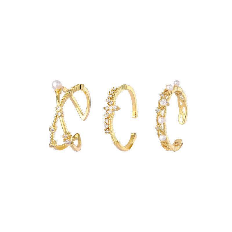 Womens Crown Ring Set Korean Design Three Piece Electroplated Copper Ring Jewelry Gift for Her Niche Look Look