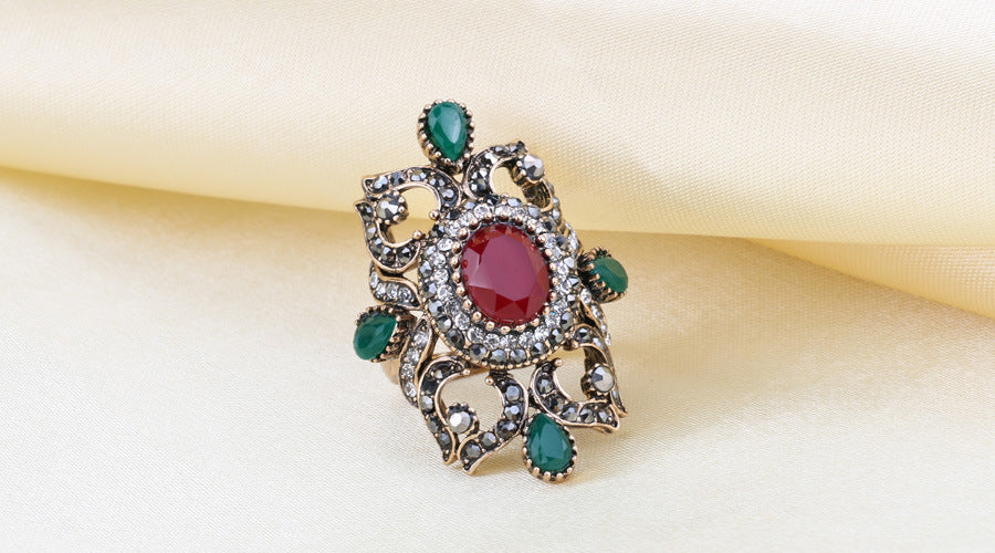 Womens Retro Flower Jewel Ring Alloy Electroplated European American Fashion Accessory Midi Ring Gold Blue Red