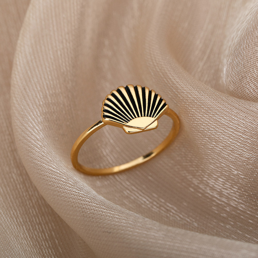 Gold Plated Shell Ring For Women Size 7 Retro Fashion Statement Jewelry Electroplated Trendy Ring Retro Fashion
