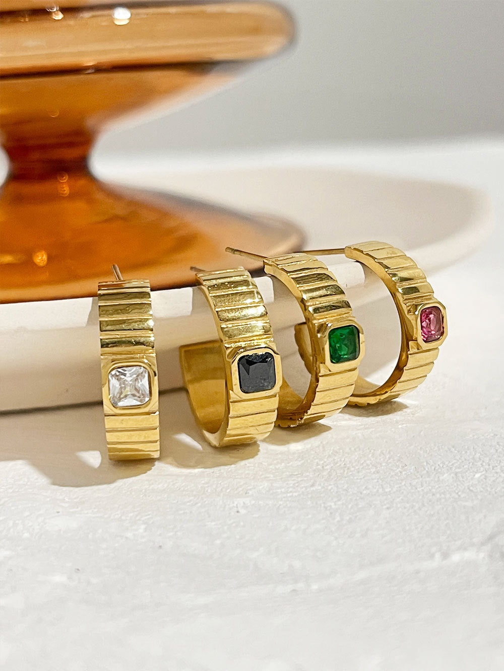 Titanium Steel Inlaid Zircon Checkered C-shaped Earrings