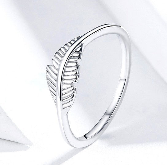 Feather Ring 925 Sterling Silver Zircon Stone Oxidized Lightweight Fashion Jewelry For Women Dainty Daily Wear