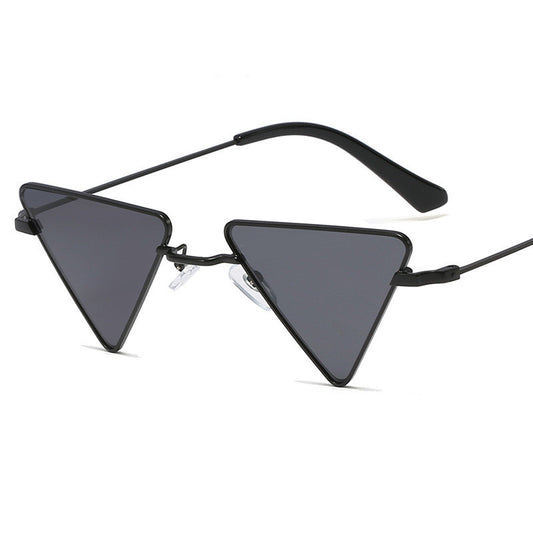 Triangle Sunglasses For Men And Women Metal Frame With AC Lenses Stylish UV Sun Protection Eyewear For Everyday Wear
