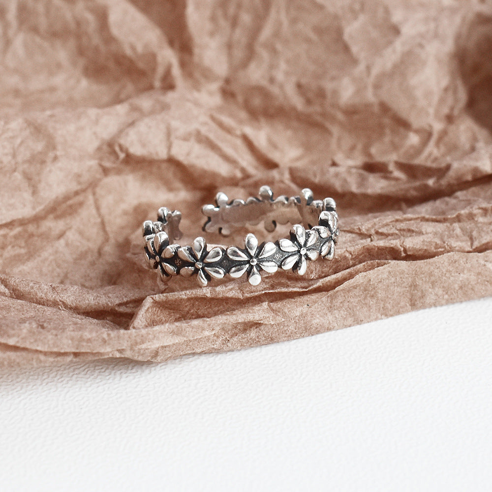 Sterling Silver Daisy Flower Ring Retro Design For Women 925 Jewelry Cute Flower Ring For Women And Girls Look
