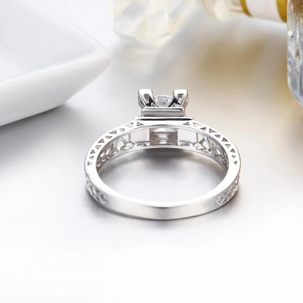 Geometric Alloy Ring With Gems Inlaid Jewelry For Women