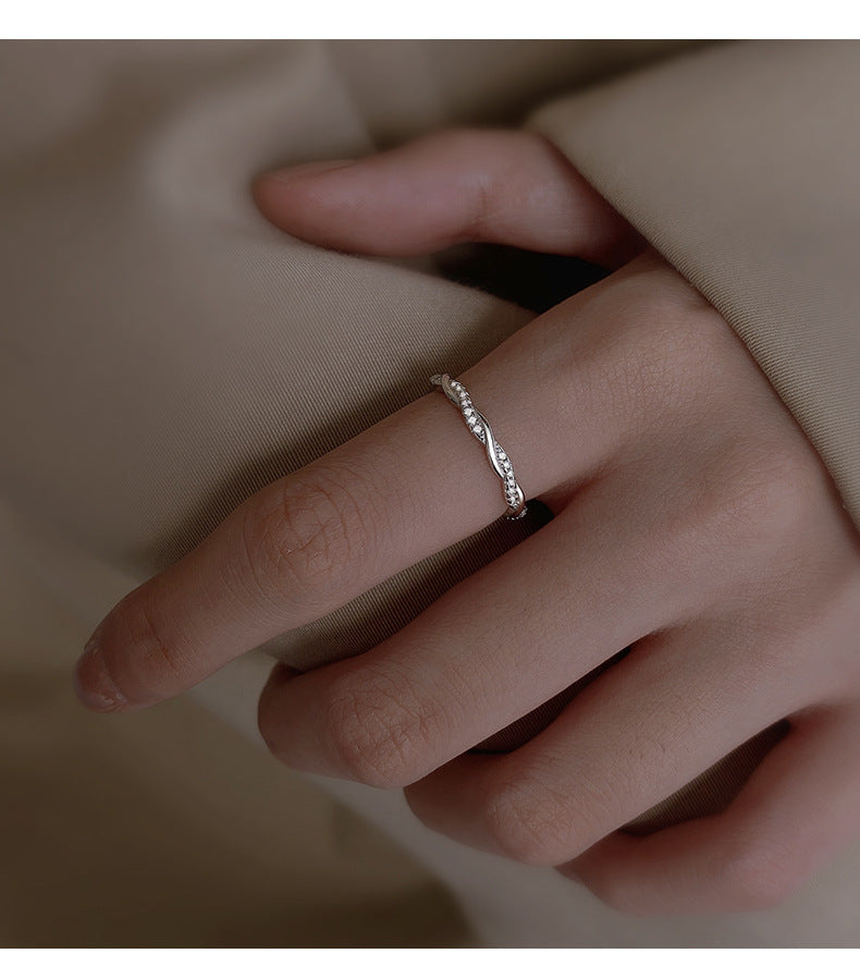 Womens Adjustable Geometric Copper Ring Electroplated Twist Ring Affordable Luxury Fashion Jewelry For Women Style